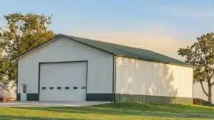 50x48 steel barn exterior in Barrie, Ontario with green roof